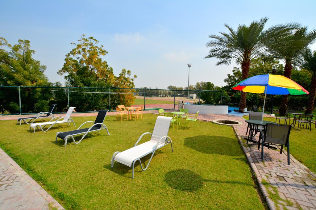 Dubai Youth Hostel Esterno foto